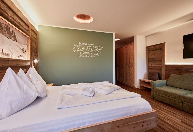 בית מלון כפרי Garnì Savoy