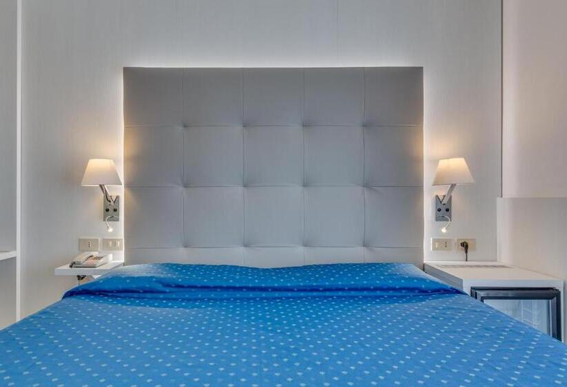 ホテル Garni' Serena