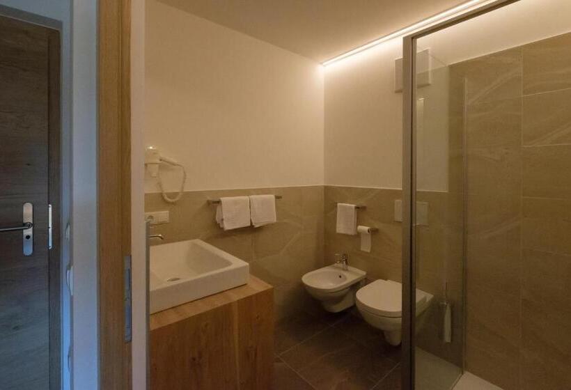 فندق Gasthof Löwen