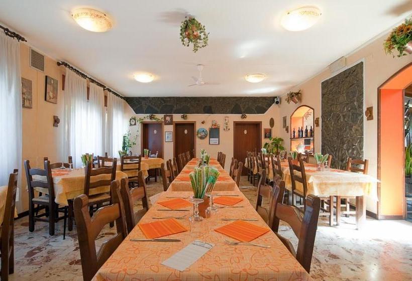 בית מלון כפרי Locanda Romana