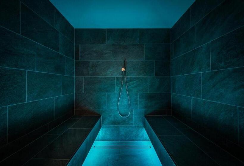 Отель Miramonti