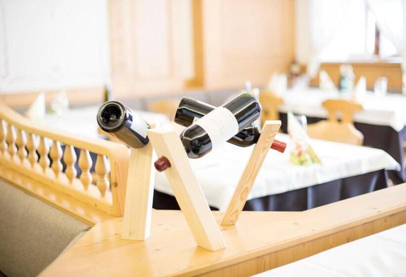 Отель Ristorante Alla Nave