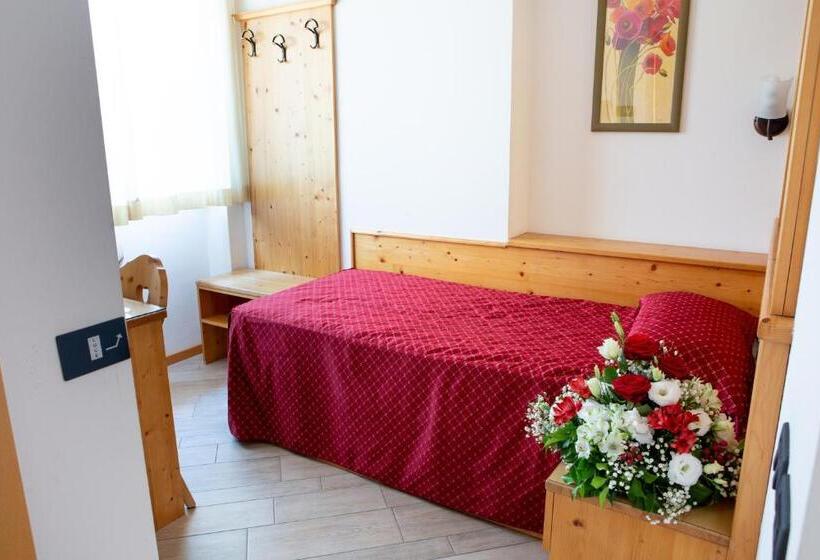 Отель Ristorante Alla Nave