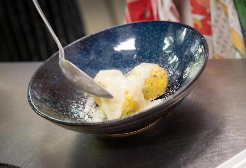 فندق & Ristorante Baita Dovich