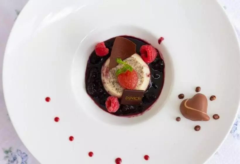 ホテル & Ristorante Baita Dovich