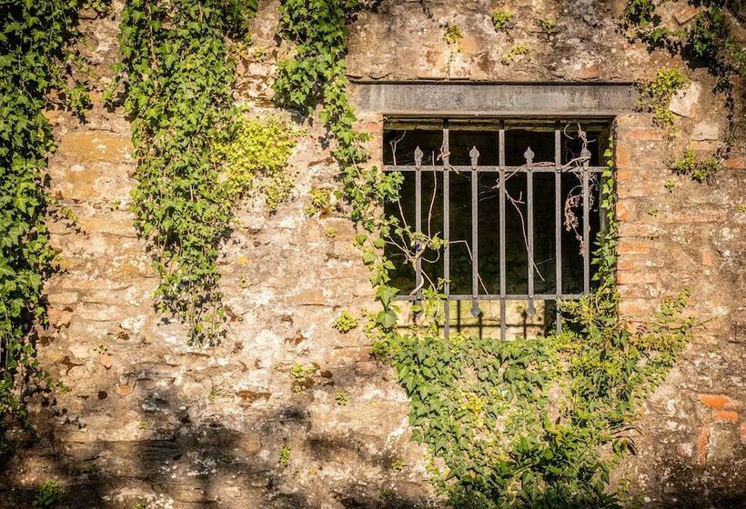 هتل Ristorante Casa Volpi