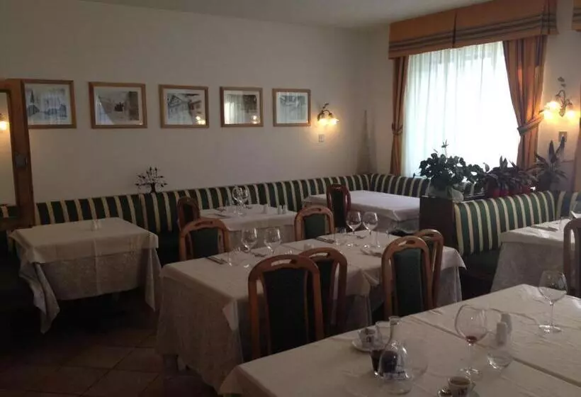 Hotelli Ristorante Genzianella