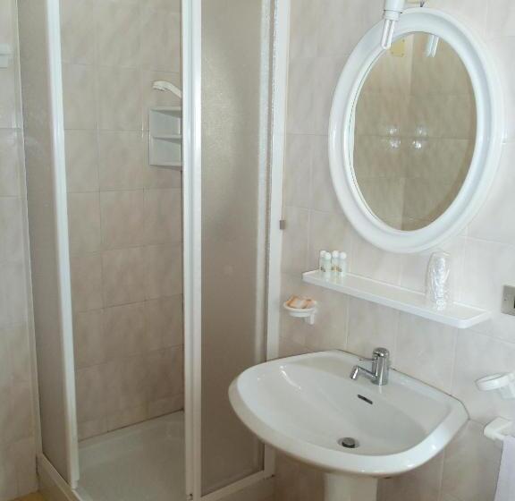 فندق Ristorante Genzianella