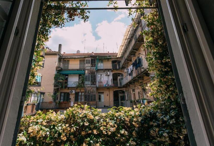 فندق Tomato Urban Retreat