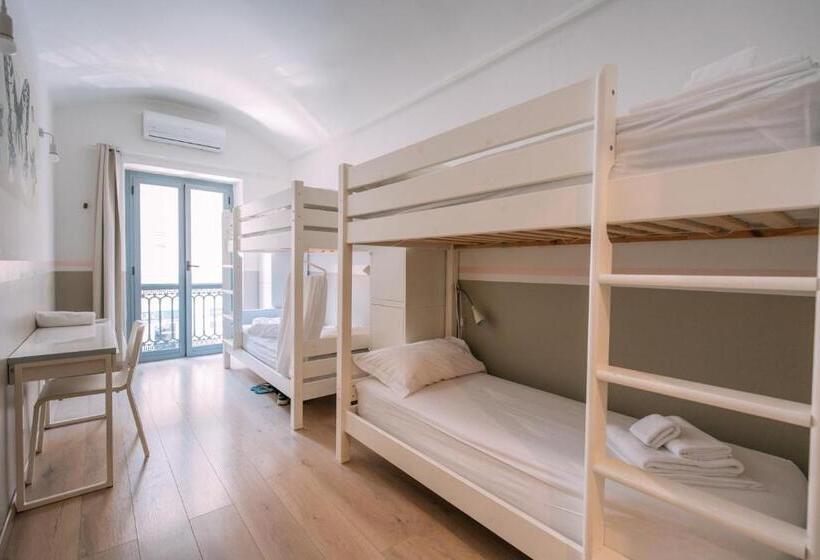 فندق Tomato Urban Retreat