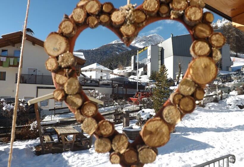 בית מלון כפרי Vigo