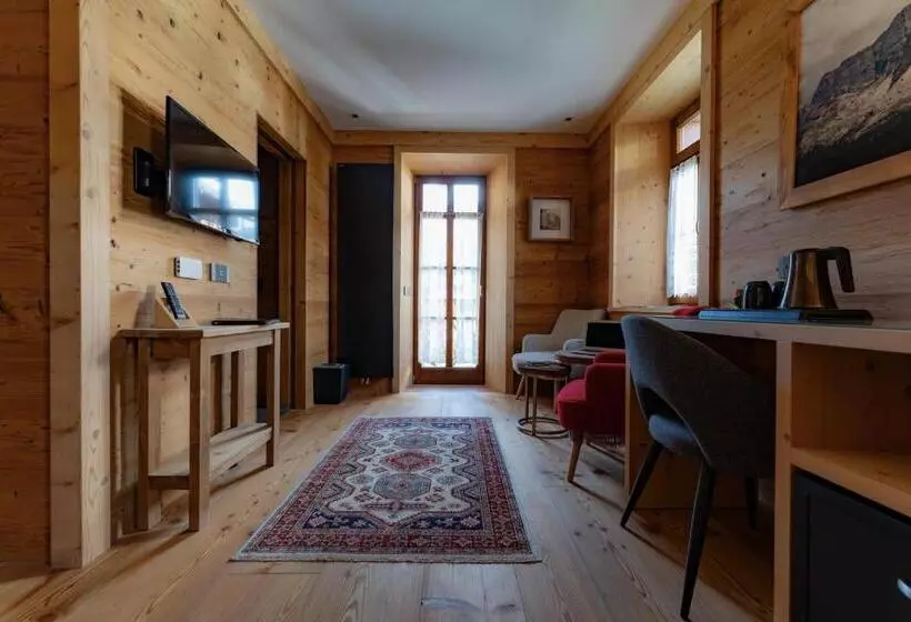 هتل Villa Alpina S