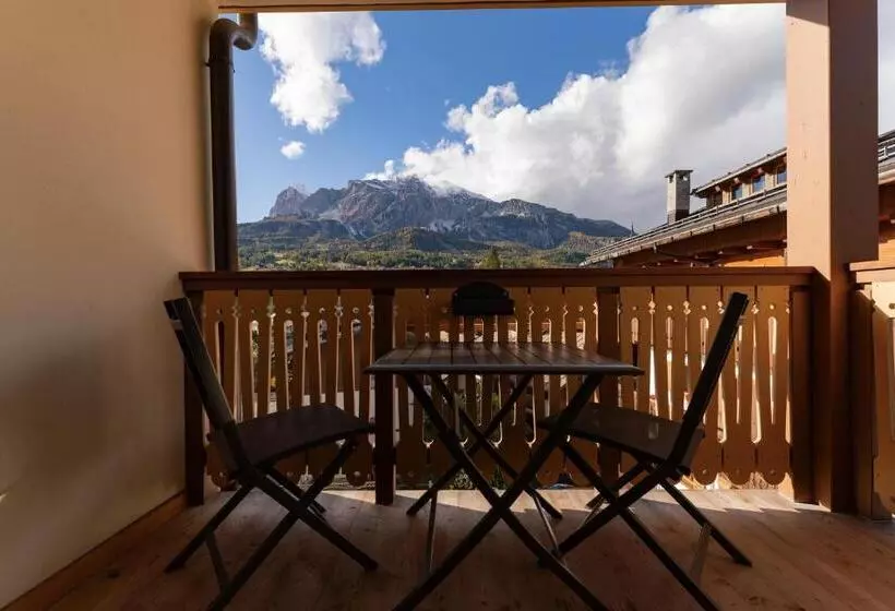 هتل Villa Alpina S