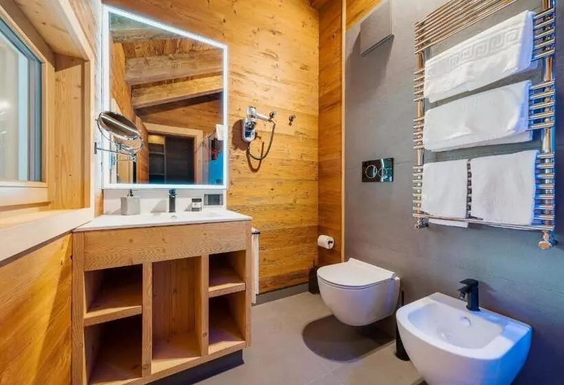 هتل Villa Alpina S