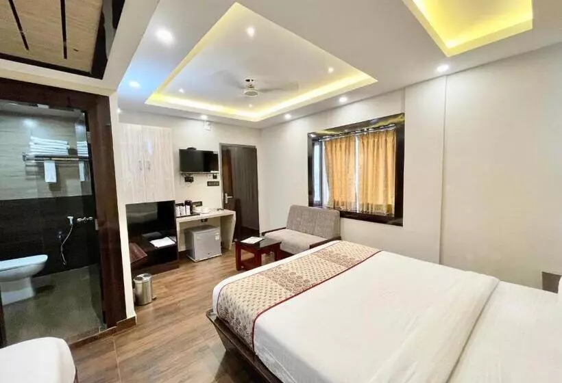 A One Pride ! Puri Fully Air Conditioned Hotel Near Sea Beach & Temple With Lift And Parking Facilit