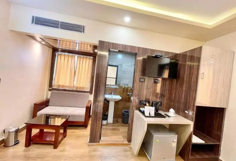 A One Pride ! Puri Fully Air Conditioned Hotel Near Sea Beach & Temple With Lift And Parking Facilit