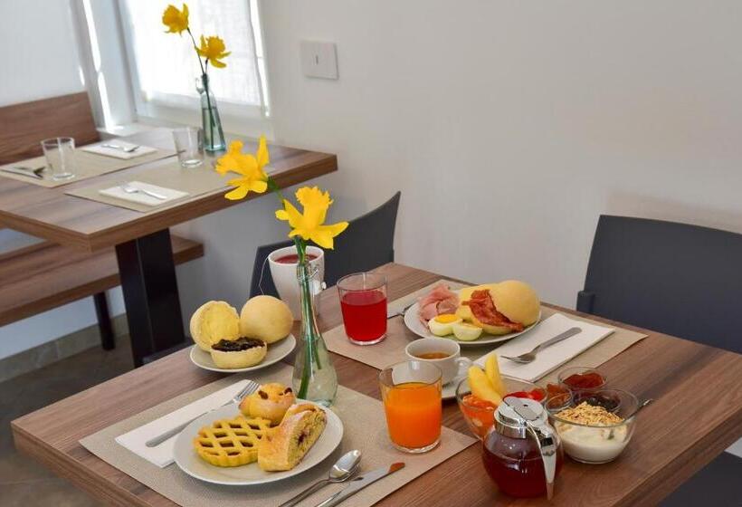 B&b Al Lupo Solitario