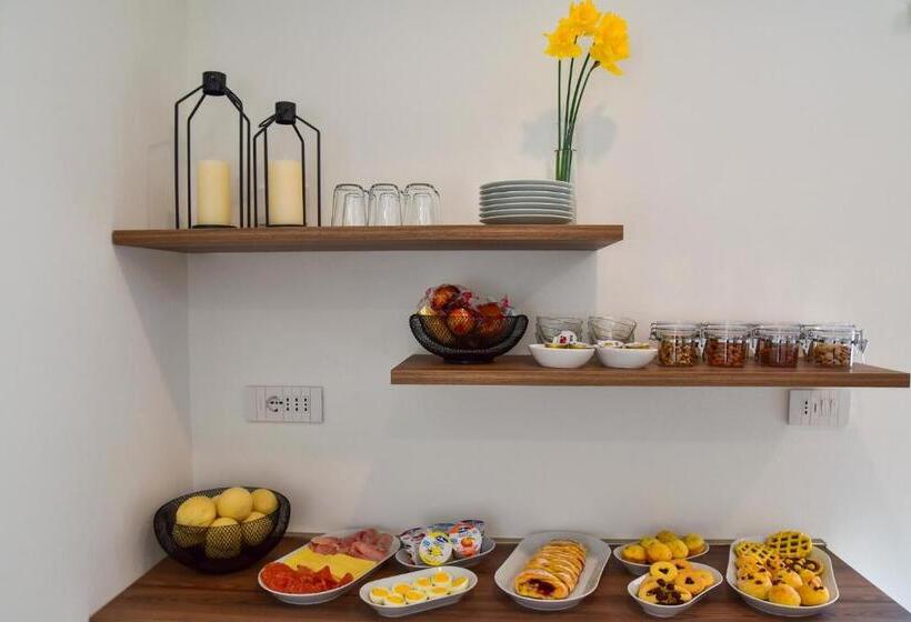 B&b Al Lupo Solitario