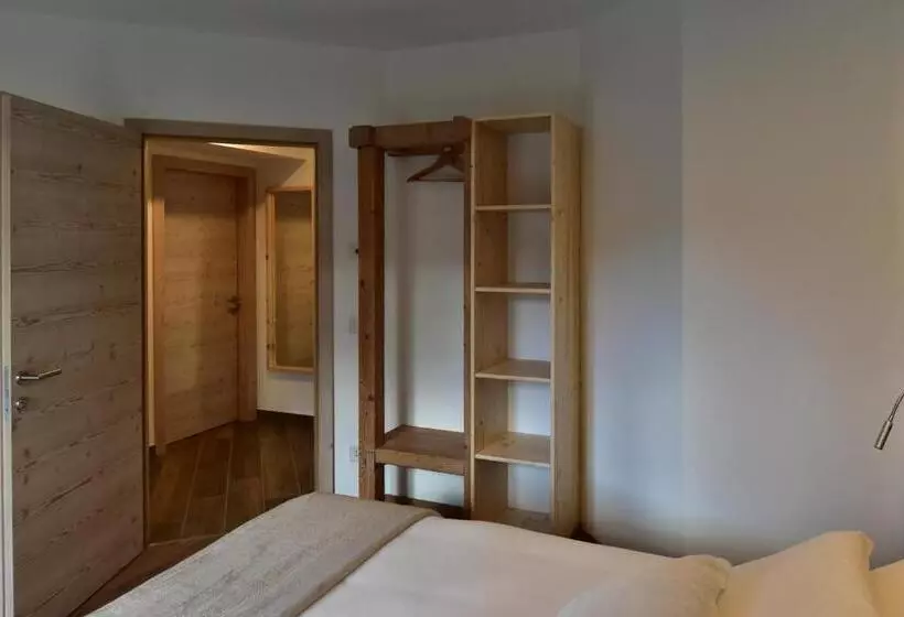 B&b Al Lupo Solitario