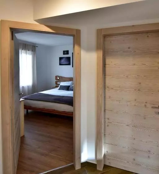 B&b Al Lupo Solitario