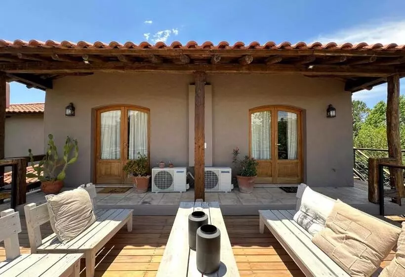 Aamiaismajoitus (B&B) Casa Cayé Solar Del Plata