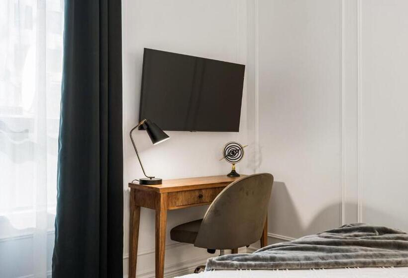 Elegant & Luxury 2 Bed Suite Close To Convention Centre