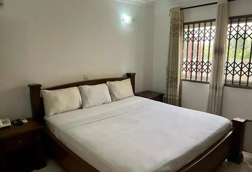 ホテル Empress Guest House
