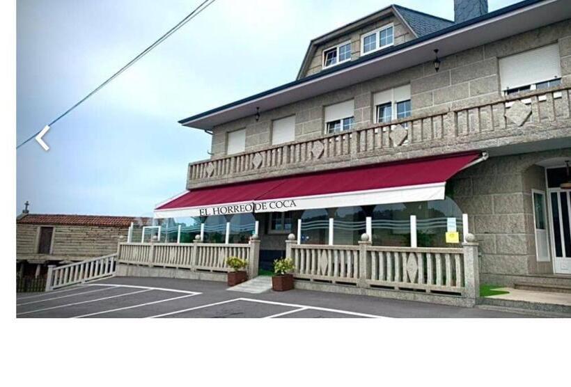 بنسيون Hostal Restaurante Cerqueiro