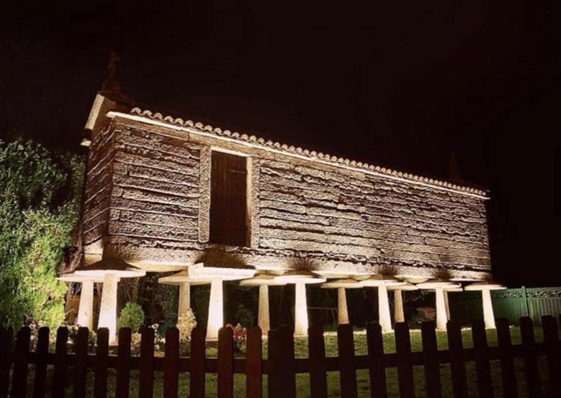 بنسيون Hostal Restaurante Cerqueiro