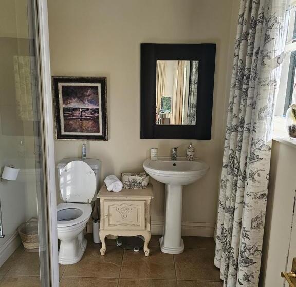 بنسيون The Rose Room