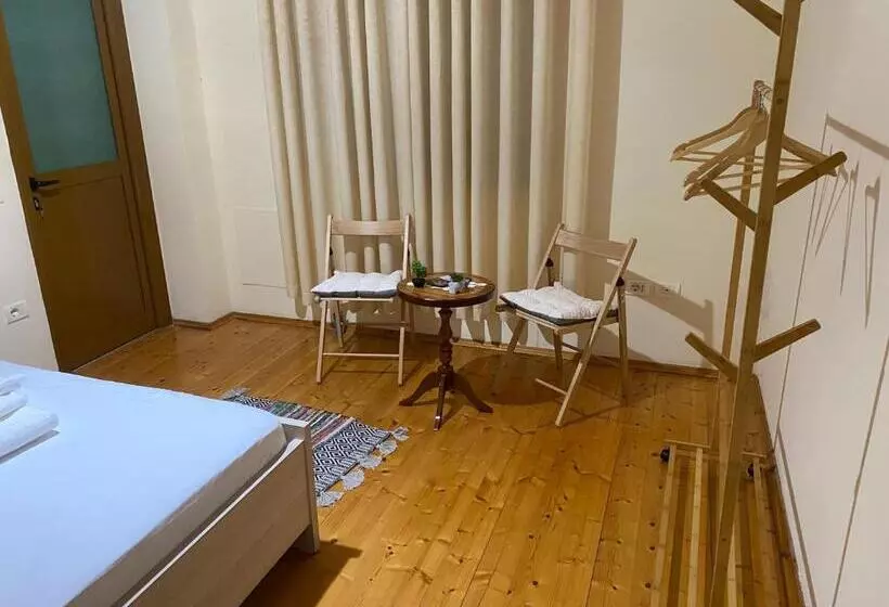 ペンション Villa Berat