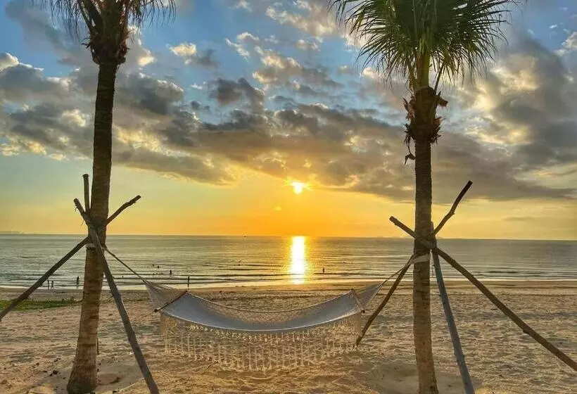 The Oceanfront Apartment At Cam Ranh