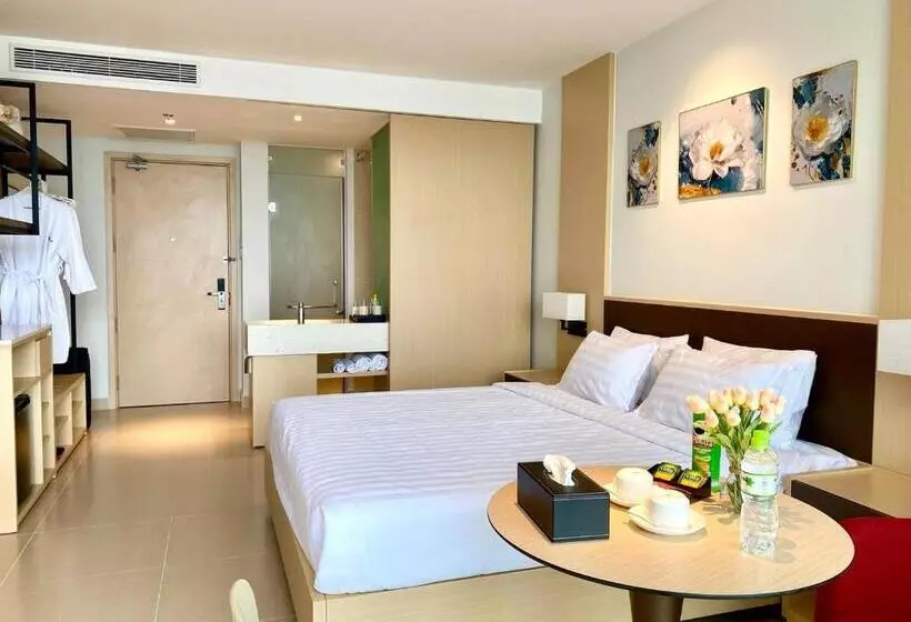 The Oceanfront Apartment At Cam Ranh