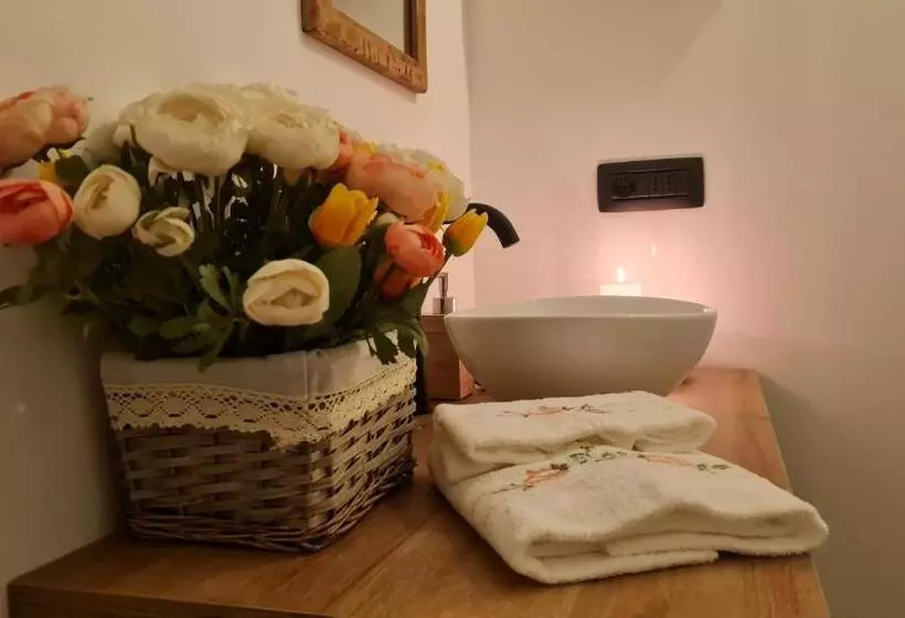 Aamiaismajoitus (B&B) Casa Delle Rondini