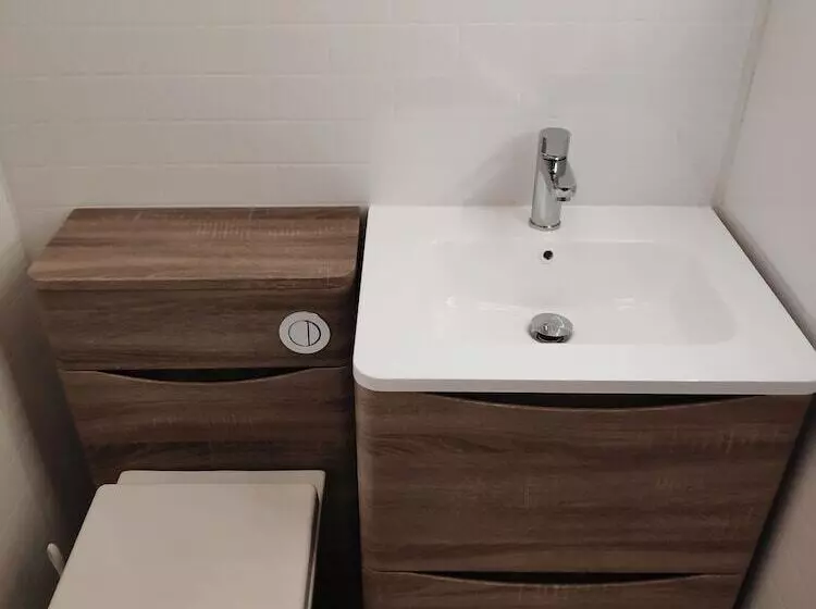 Aamiaismajoitus (B&B) Fairy Bridge Lodge