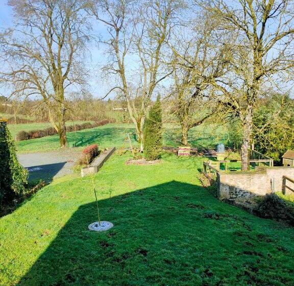住宿加早餐 Le Cardoué, Gíte Au Cœur Du Bocage Vendéen