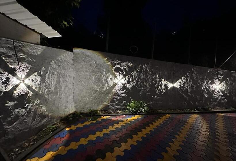 Nocleg ze śniadaniem Tara S Mist