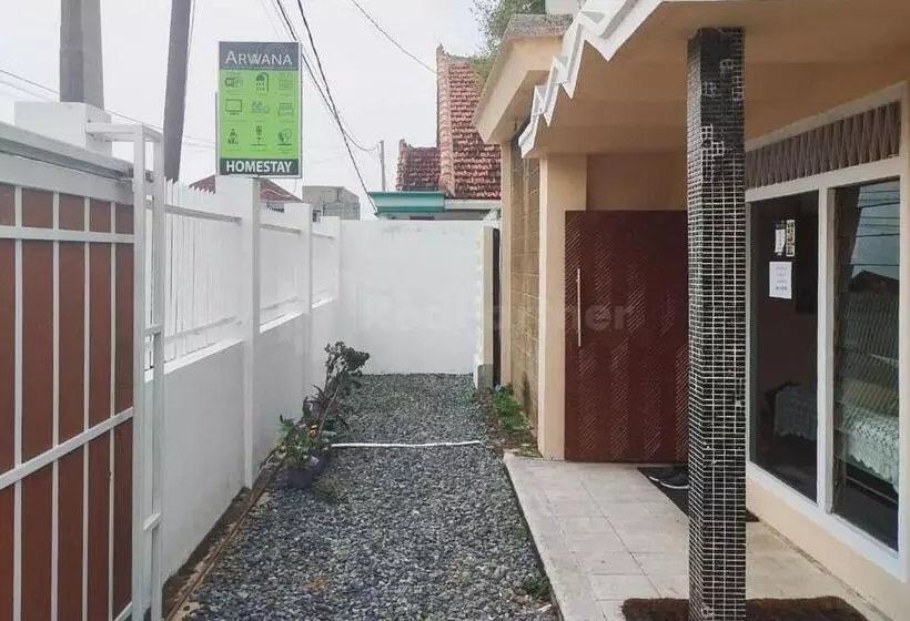 Hotelli Arwana Inn Lampung Mitra Reddoorz