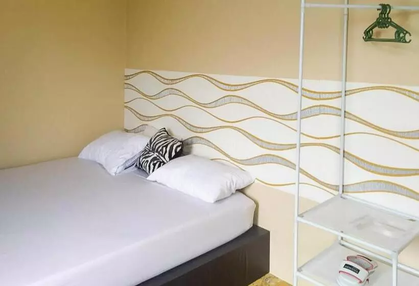 Hotelli Arwana Inn Lampung Mitra Reddoorz