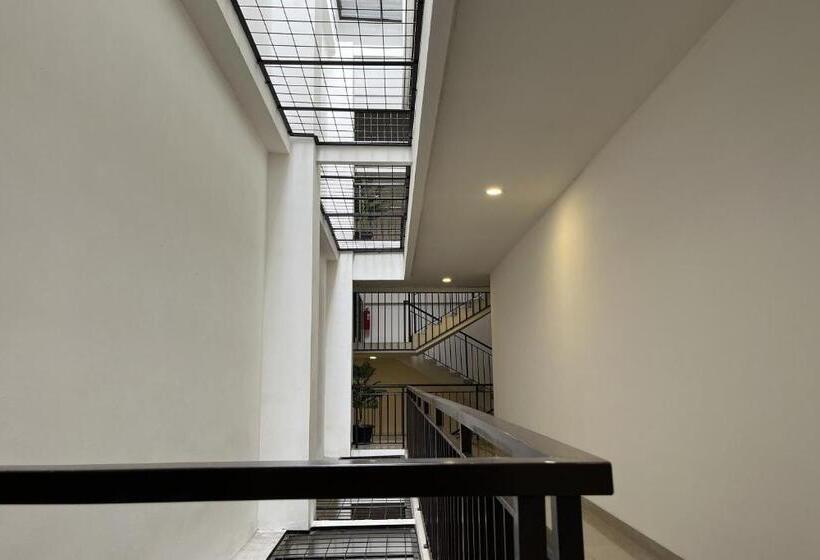 בית מלון כפרי Good Day Inn