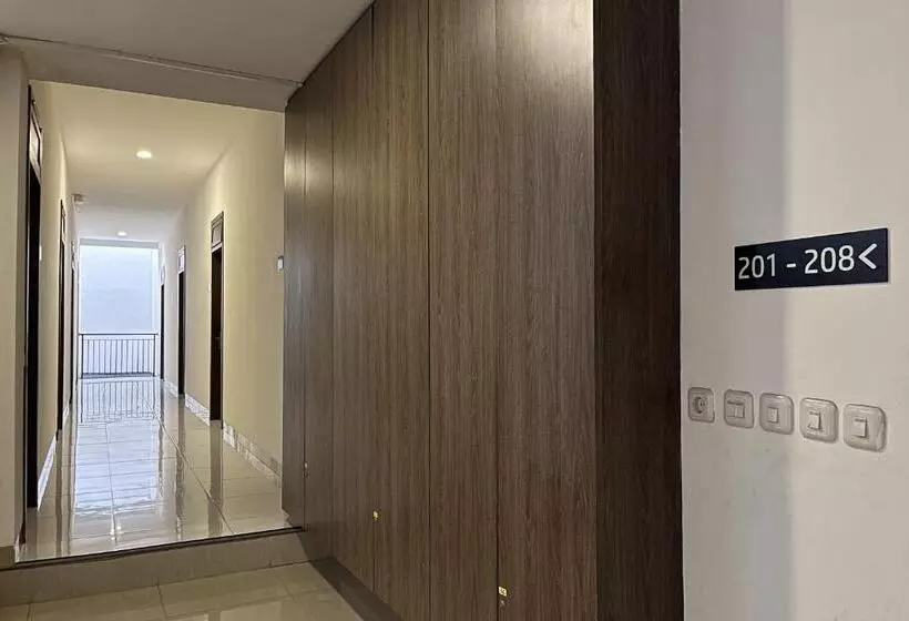 Hotelli Good Day Inn