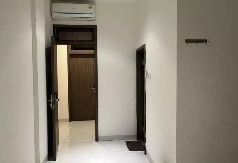 Hotelli Good Day Inn