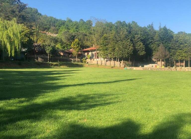 בית מלון כפרי Hermes Country Club