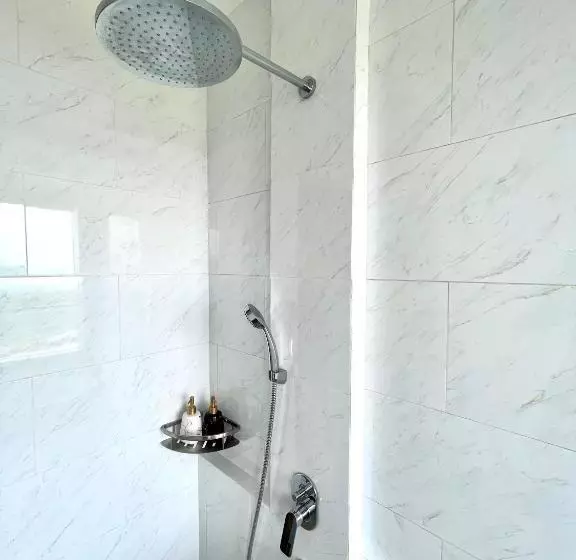 ホテル Manca Kemetug