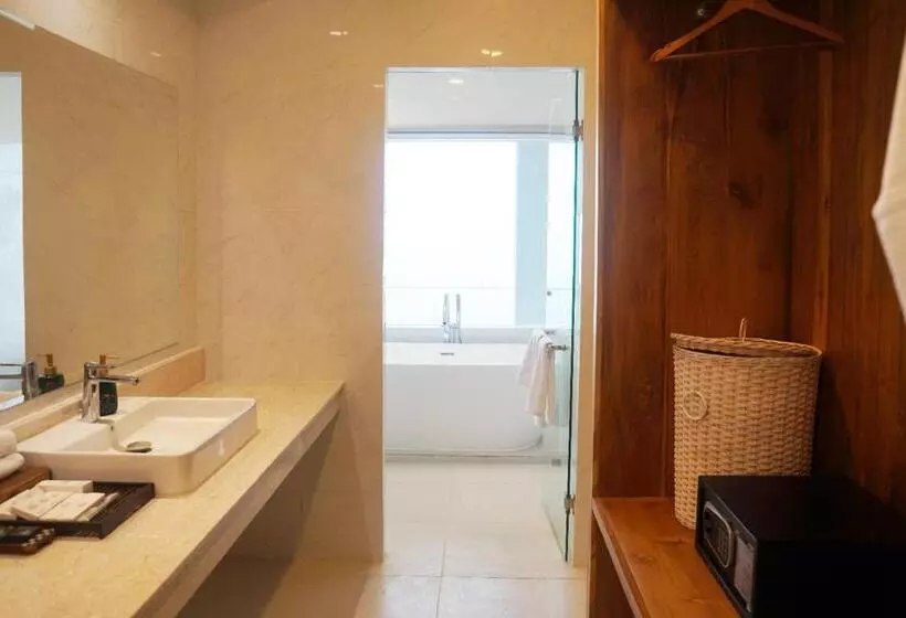 ホテル Manca Kemetug