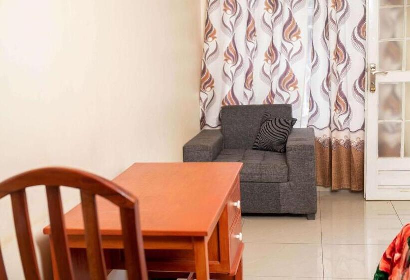 هتل Moments Lodge