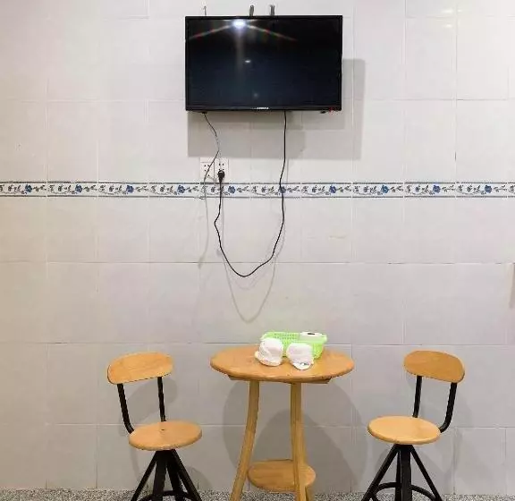 هتل Nhà Nghỉ Tấn Phát