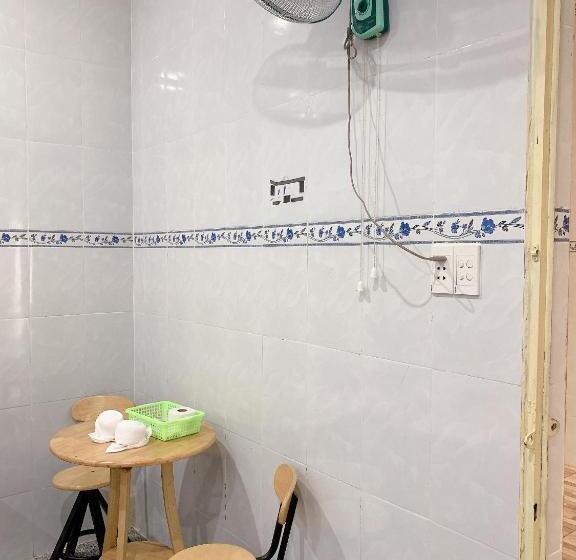 هتل Nhà Nghỉ Tấn Phát