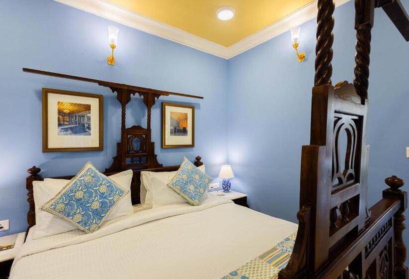 هتل Sheel Mahal  Near Hawa Mahal