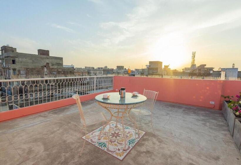 هتل Sheel Mahal  Near Hawa Mahal